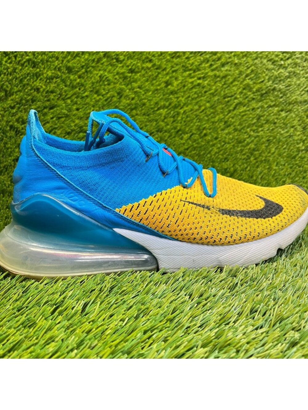 Nike Air Max 270 Flyknit Mens Size 10.5 Yellow Blue White Running Shoes Sneakers